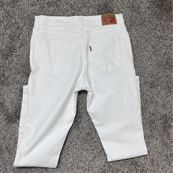 Levi's Women's Crisp White Skinny Jeans - Picture 9 of 11